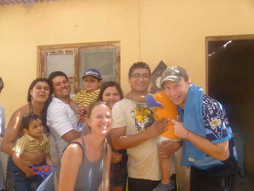 Salud! With Dante and his extended family by Playa El Toro beach P1090762