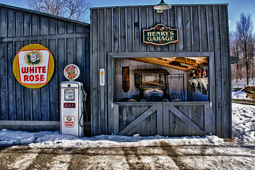 Henry's Garage at Wheelers
