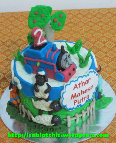 Cake Thomas dan Shaun the Sheep
