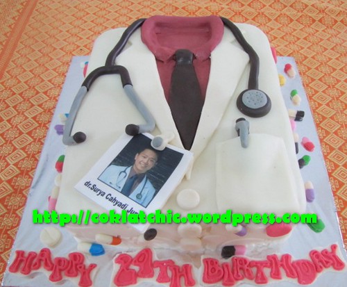 Cake Baju Dokter