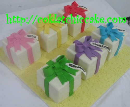 Kue ulang tahun kado