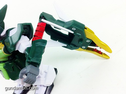 SD Gundam Online Capsule Fighter ALTRON Toy Figure Unboxing Review (18)