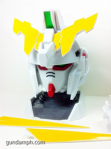 Banpresto Gundam Unicorn Head Display  Unboxing  Review (19)