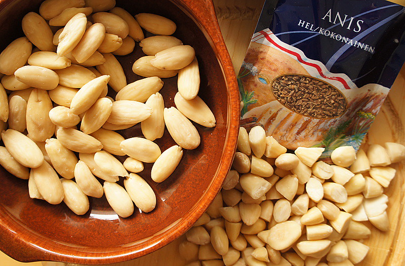 Anise Almond Biscotti bellacorea