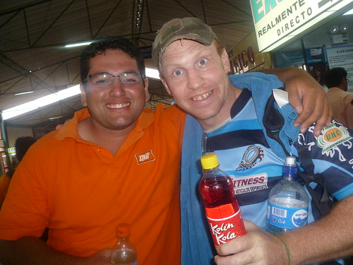 At Tacna bus terminal with Dante and Kolin Kola P1090778