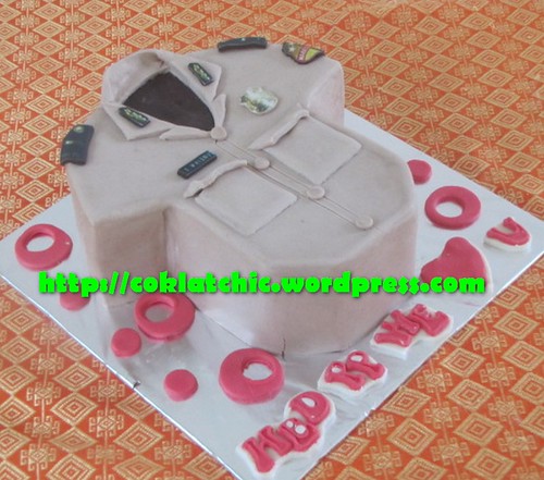 Cake Baju Polisi