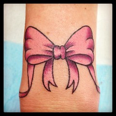Gratis Scarica immagini Fiocchetto Vi Fiocco Bow Tattoo Tatuaggio Tattoos In Flickr ultima da parte di