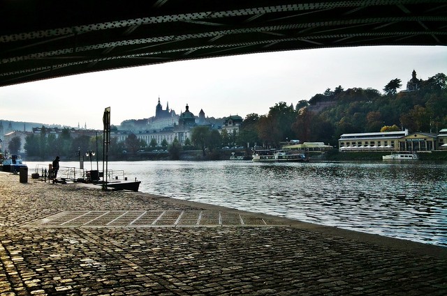 October afternoon by the Vltava (17)