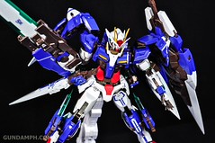 Metal Build 00 Gundam 7 Sword and MB 0 Raiser Review Unboxing (117)