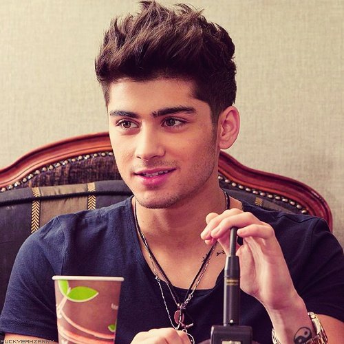 Model rambut quiff pendek, gaya rambut pompadour, quiff haircut,. Gaya Rambut Quiff Zayn Malik - MODEL RAMBUT