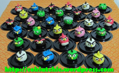 Miniature minicake angry bird