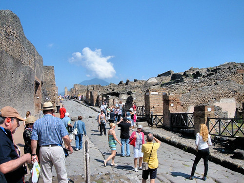 crowds Pompeii, Italy
