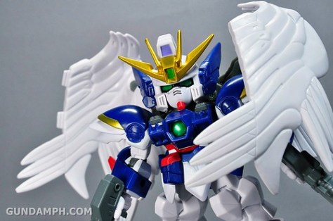 SDGO Wing Gundam Zero Endless Waltz Toy Figure Unboxing Review (28)