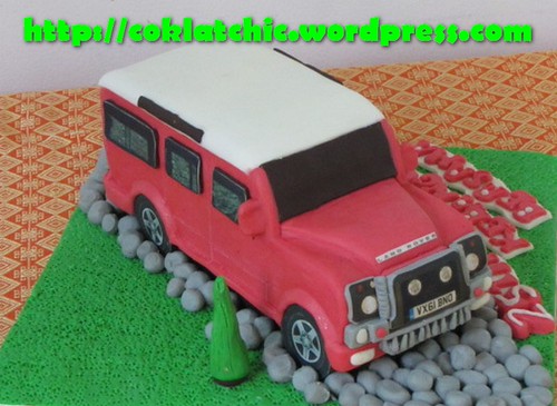 Cake Land Rover