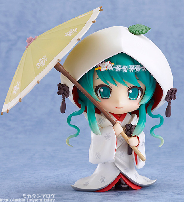 Nendoroid Snow Miku: Strawberry White Dress version