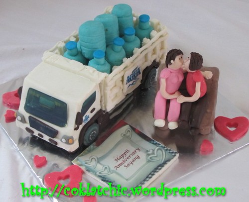 Cake Truk Galon Aqua