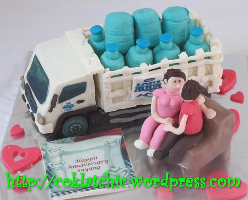 Cake Truk Galon Aqua