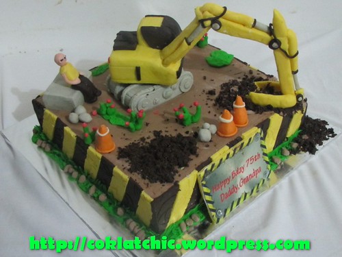 Cake Excavator