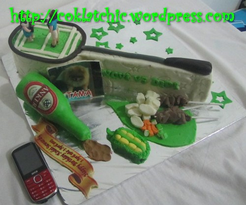 Cake Raket, bir, dan sate