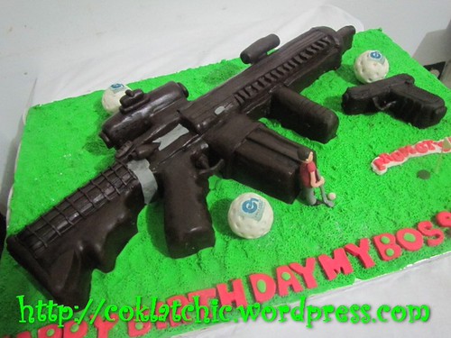 Cake M16, Pistol Glock 17, bola golf