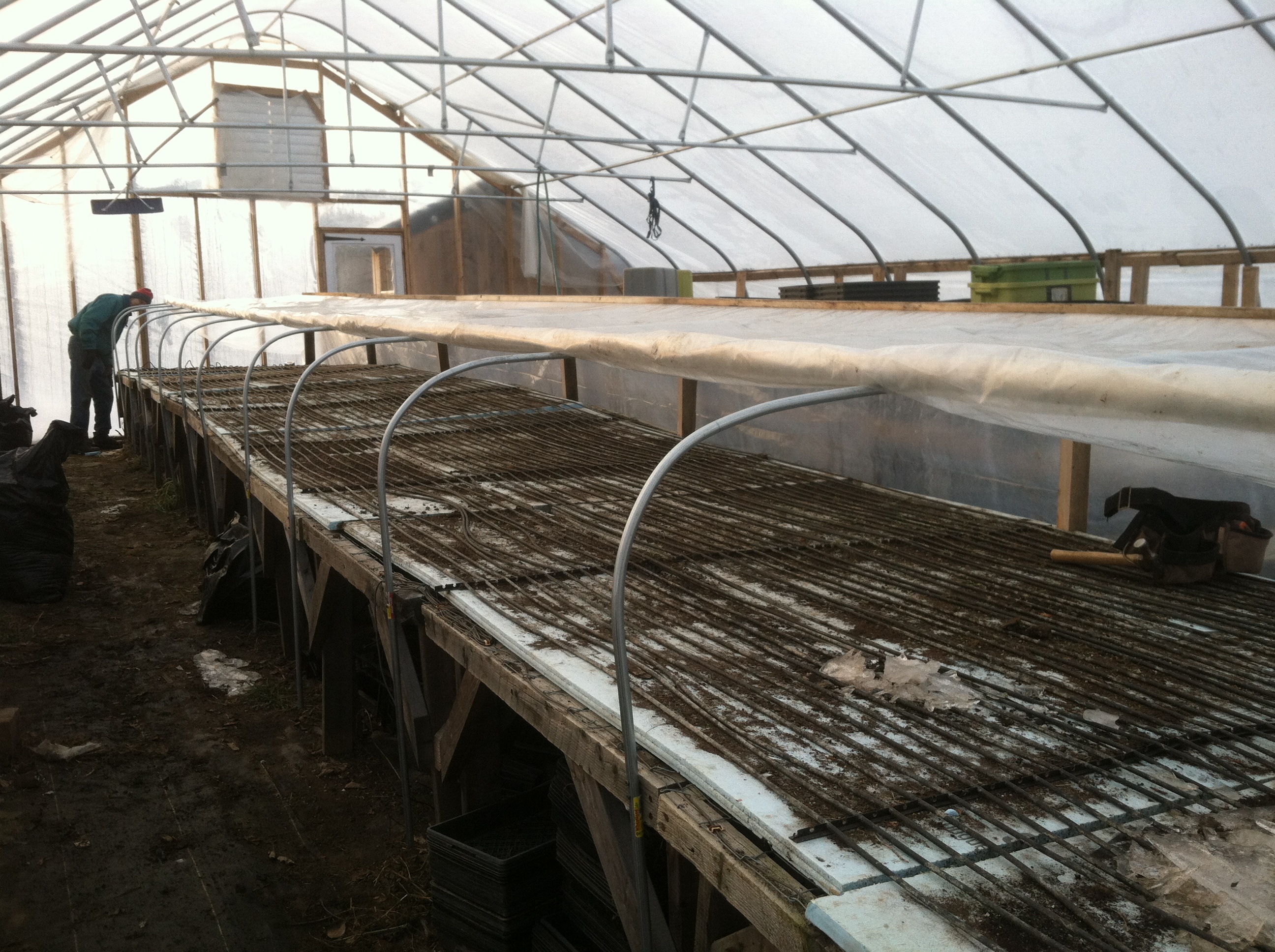 39+ Best Greenhouse Benches Plastic / Greenhouse Bench on Wheels| Gothic Arch Greenhouses / We are family owned and have been since 1946.