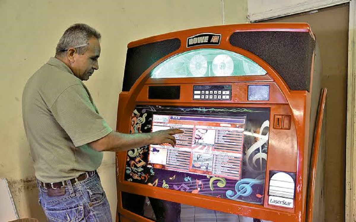 Tamaulipas: negocios no quieren pagar uso de música