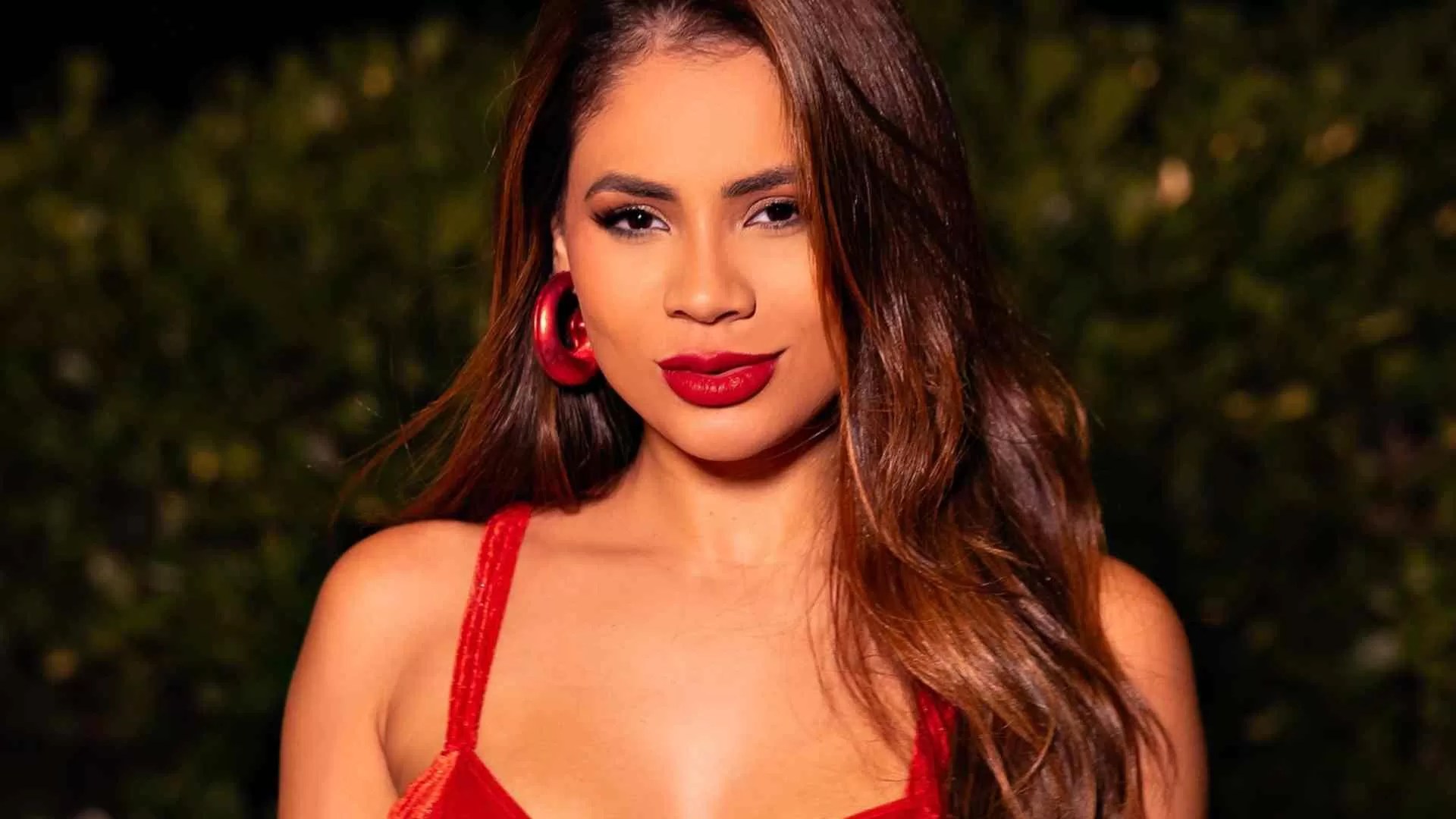 Lexa Faz Gesto Emocionante e Doa Enxoval da Filha Sofia para Bebê com Mesmo Nome