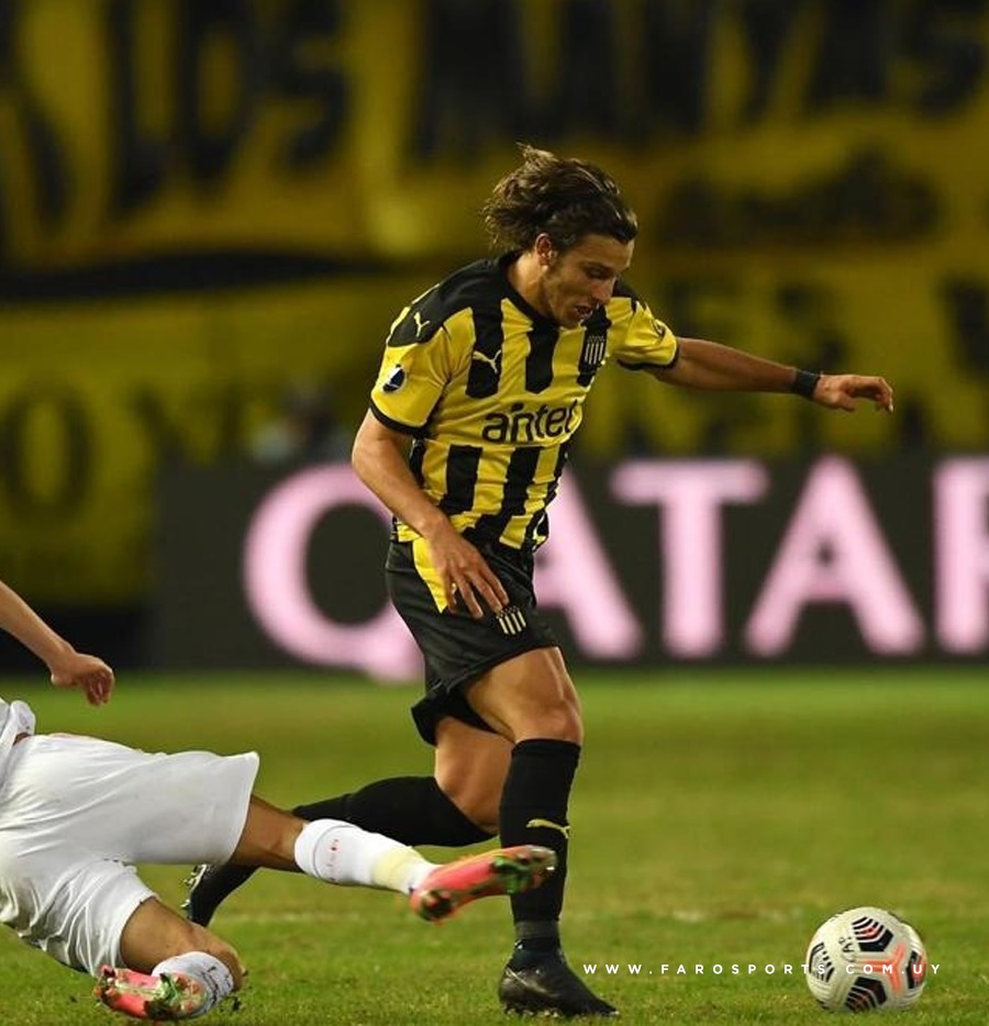 Agustin Canobbio - Faro Sports - Peñarol