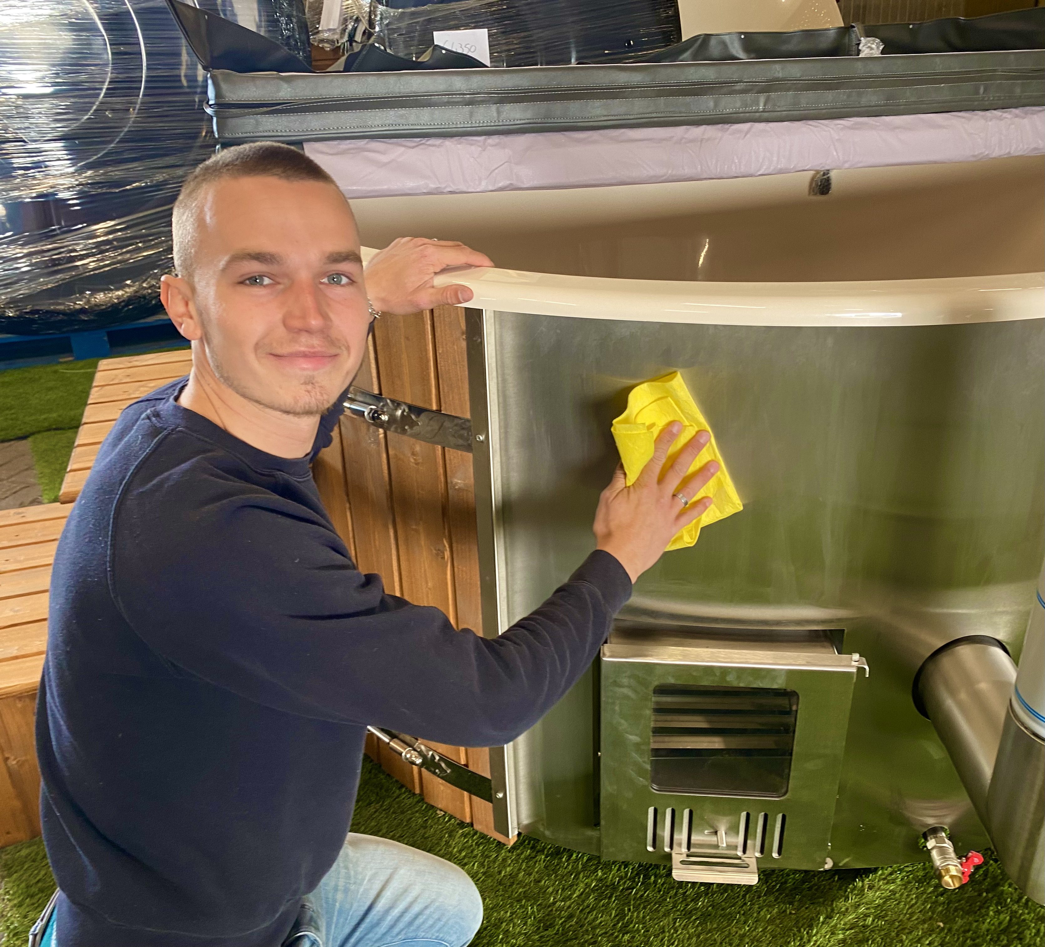 robbert hottub schoonmaken