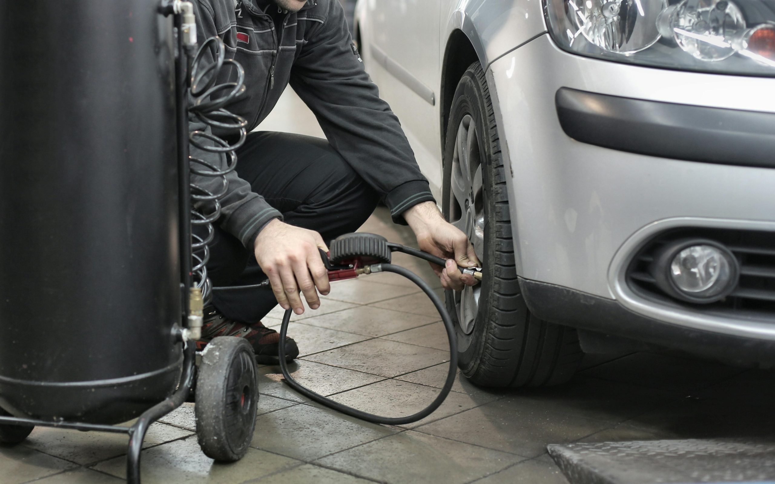 Road-Trip Ready in 60 Minutes: The Busy Parent’s Pre-Drive Checklist