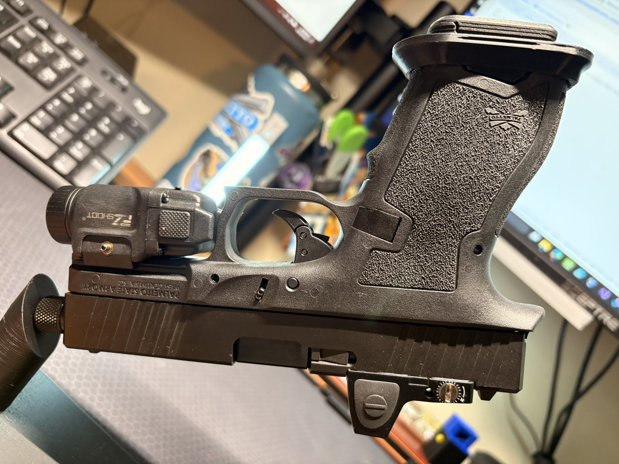 PSA Dagger Compact 9mm Threaded Barrel Package – Red Dot, Light & Magwell