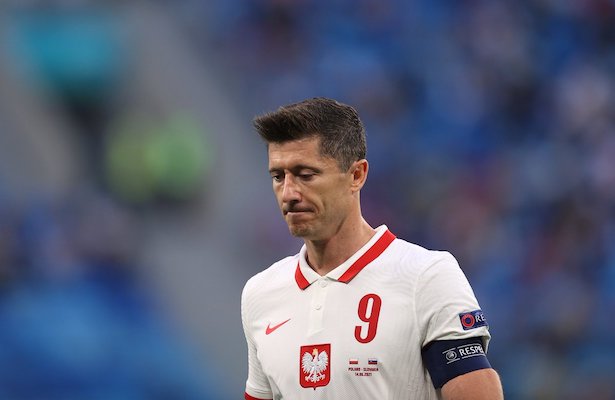 Lewandowski no pudo ante Eslovaquia