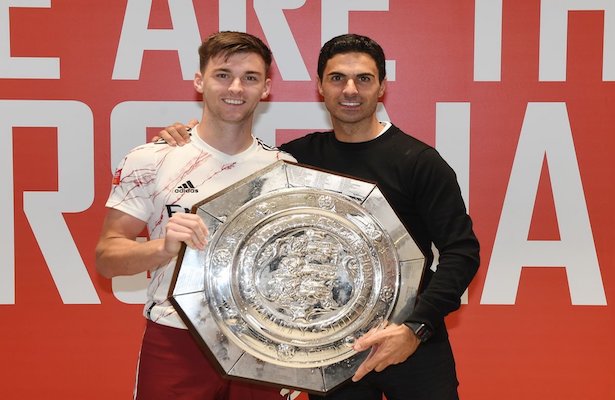Tierney renovado hasta 2026