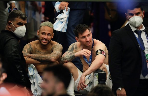 Neymar felicitó a Messi