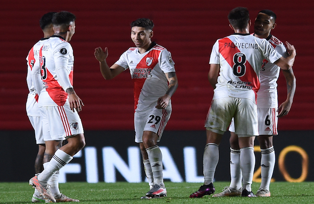 River sigue en competencia