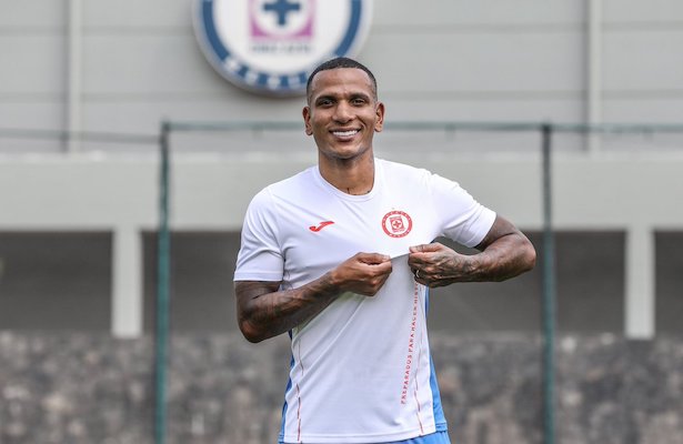 Otero llegó a Cruz Azul