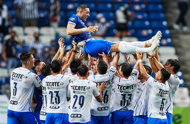 Funes Mori la figura de Rayados