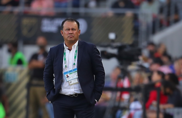 Cruz Azul busca la final