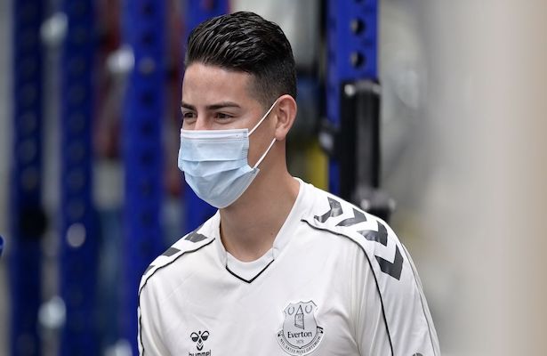 James no cuenta para Benítez