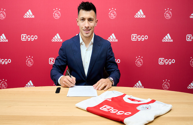 Lisandro Martínez renovó su contrato