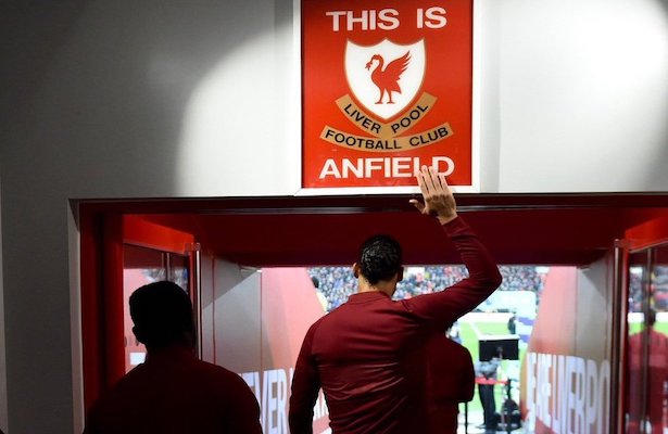Tres contagiados en el Liverpool