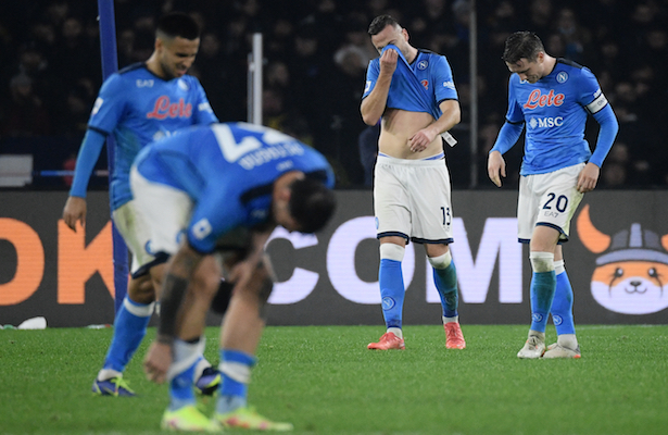 Cayó el Napoli en casa