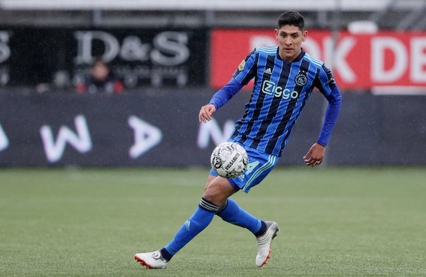 Álvarez jugó todo el partido