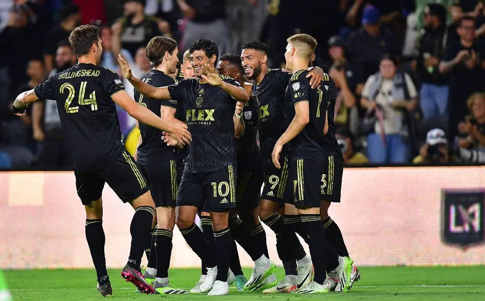 Carlos Vela goleador