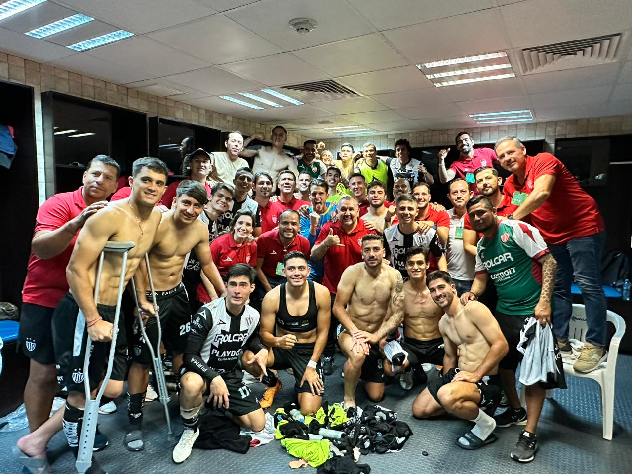 Goleó el Necaxa