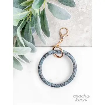 Keychain Fearlessly Styled