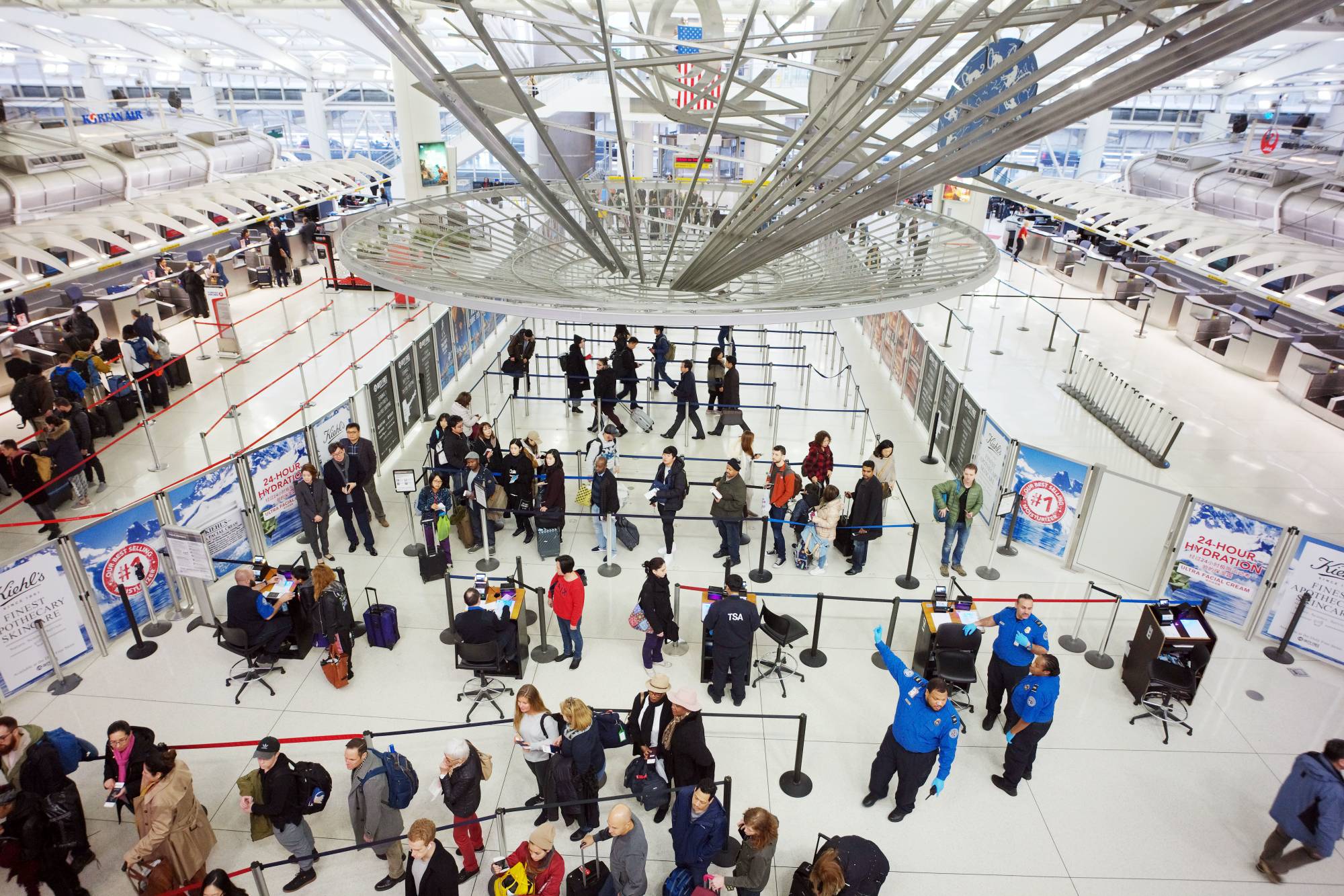 TSA GoldPlus: The Future of Airport Security? Privatization Plan Explained (2026)