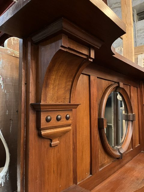 salvaged vintage recycled, demolition, reproduction, restoration, home renovation secondhand, used , original, old, reclaimed, heritage, antique, victorian, art nouveau edwardian georgian art deco