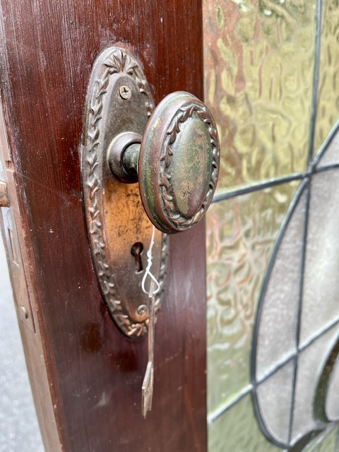 salvaged vintage recycled, demolition, reproduction, restoration, home renovation secondhand, used , original, old, reclaimed, heritage, antique, victorian, art nouveau edwardian georgian art deco