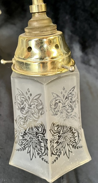 salvaged vintage recycled, demolition, reproduction, restoration, home renovation secondhand, used , original, old, reclaimed, heritage, antique, victorian, art nouveau edwardian georgian art deco
